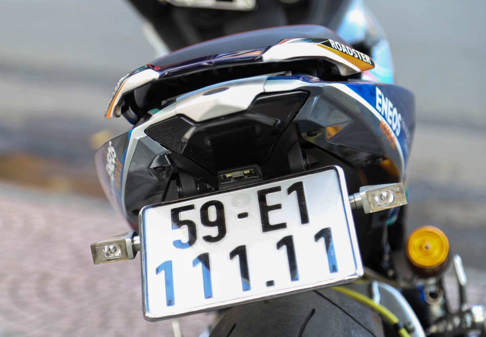 Exciter do 300 trieu dong anh 9