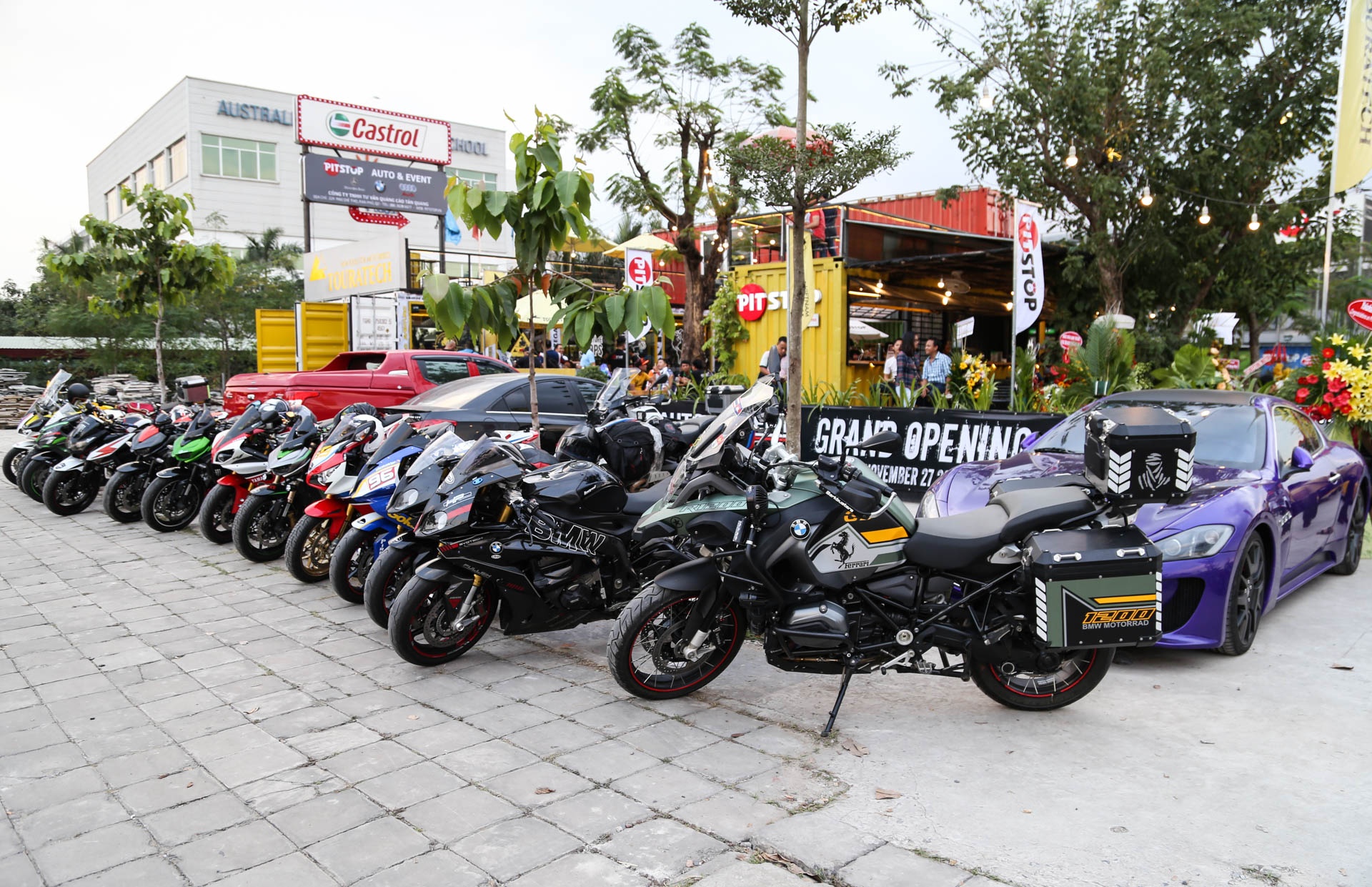 sieu xe va moto tap trung o Sai Gon anh 1