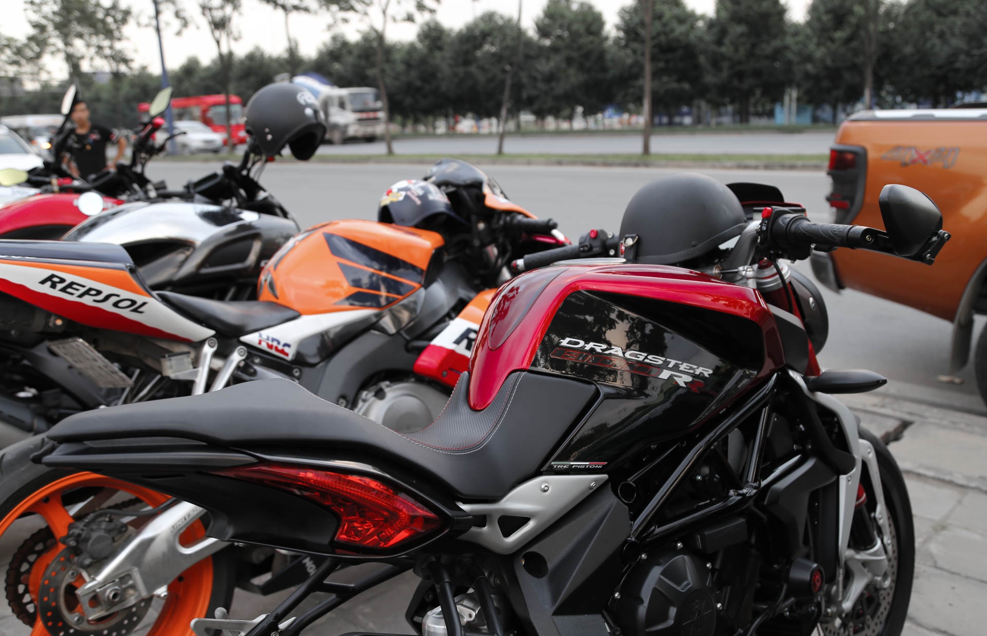 sieu xe va moto tap trung o Sai Gon anh 4