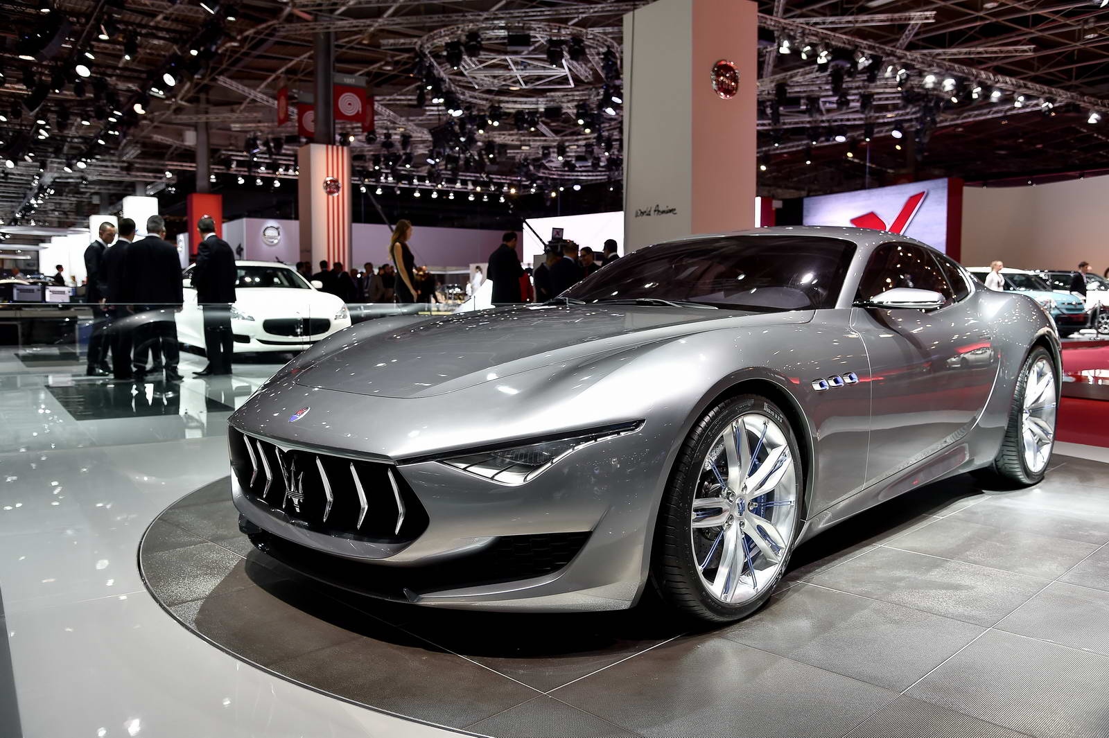 Maserati Alfieri chay dien canh tranh tesla anh 4