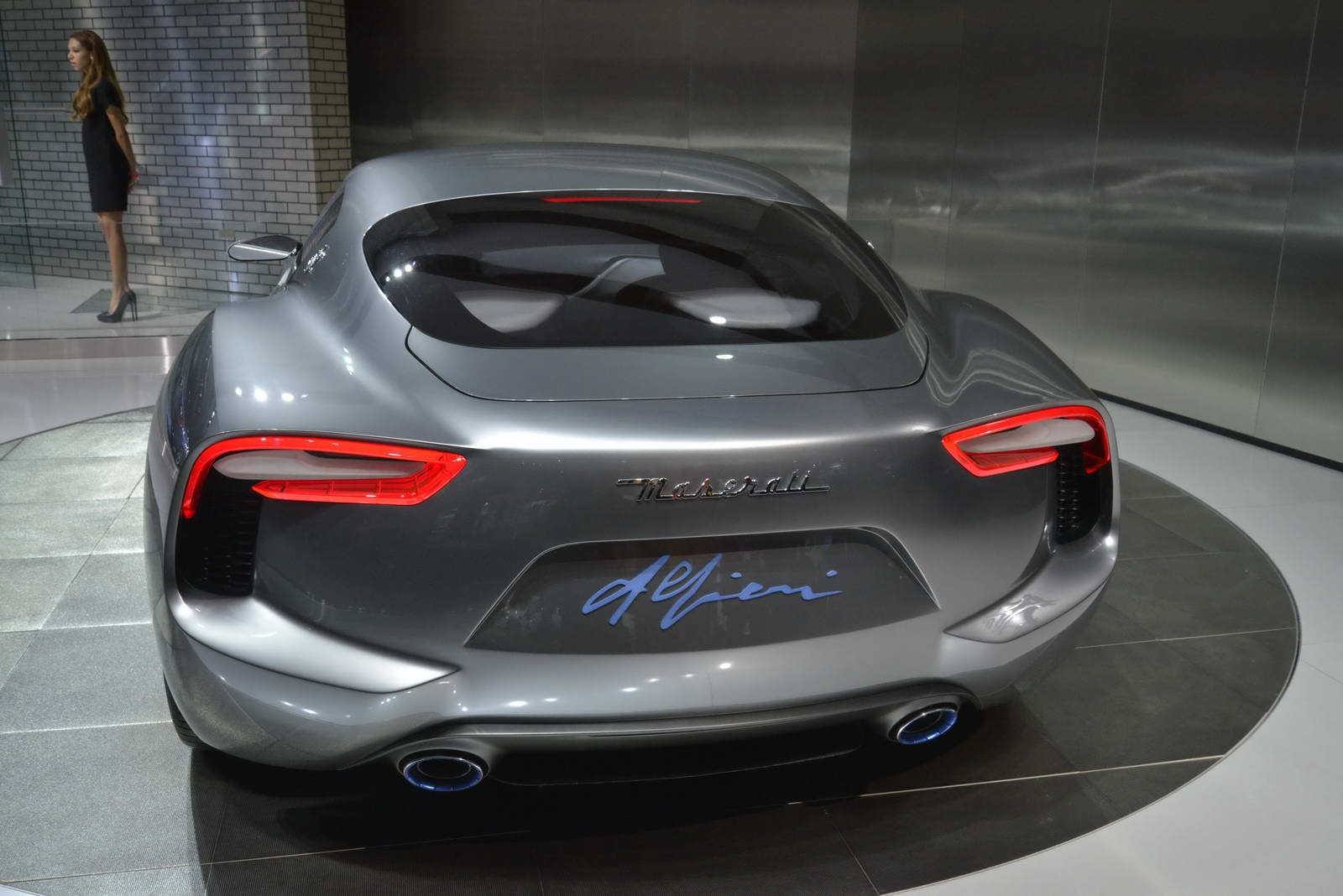Maserati Alfieri chay dien canh tranh tesla anh 5