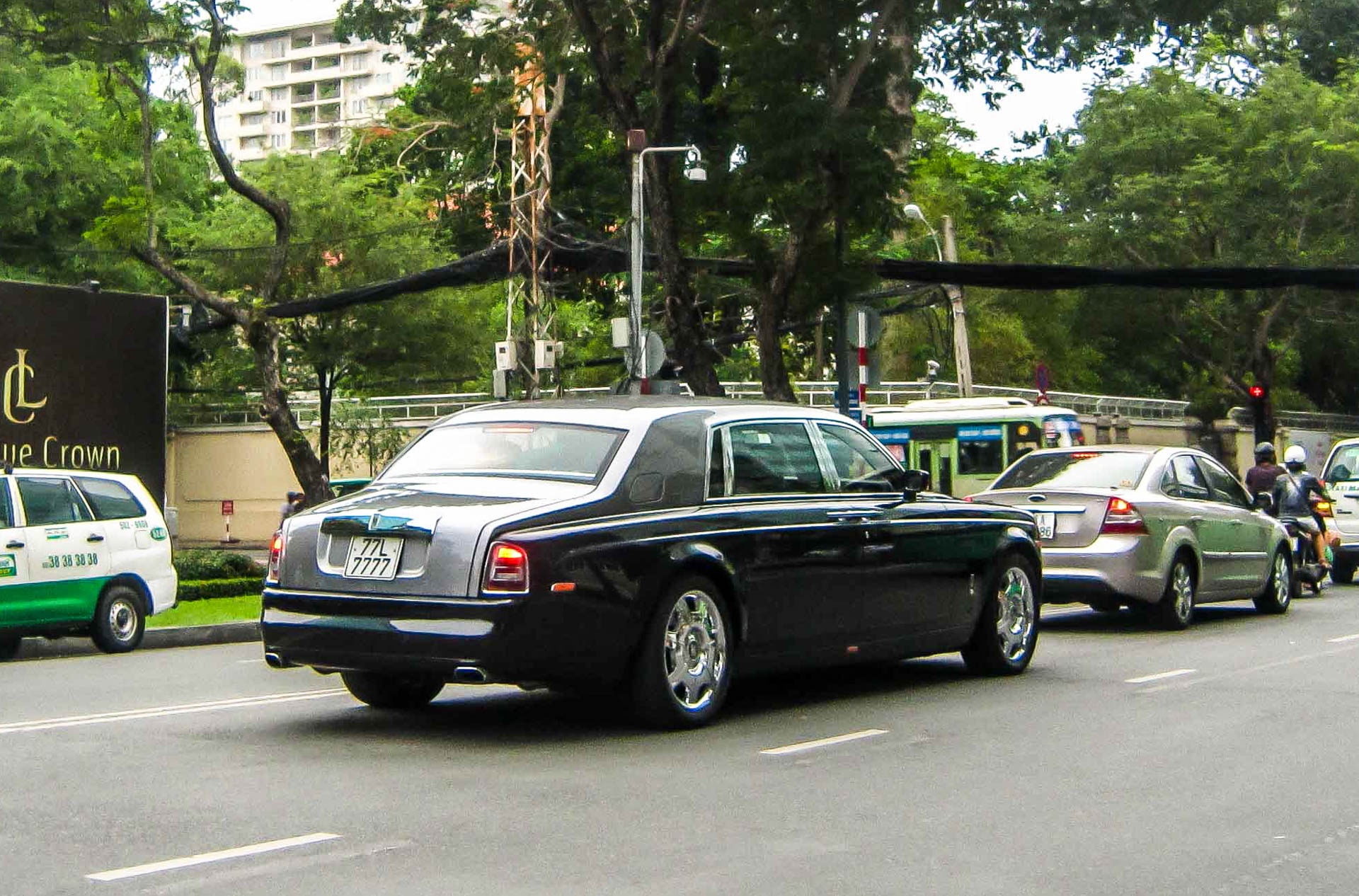 Rolls-Royce Phantom cua ba Bach Diep anh 8