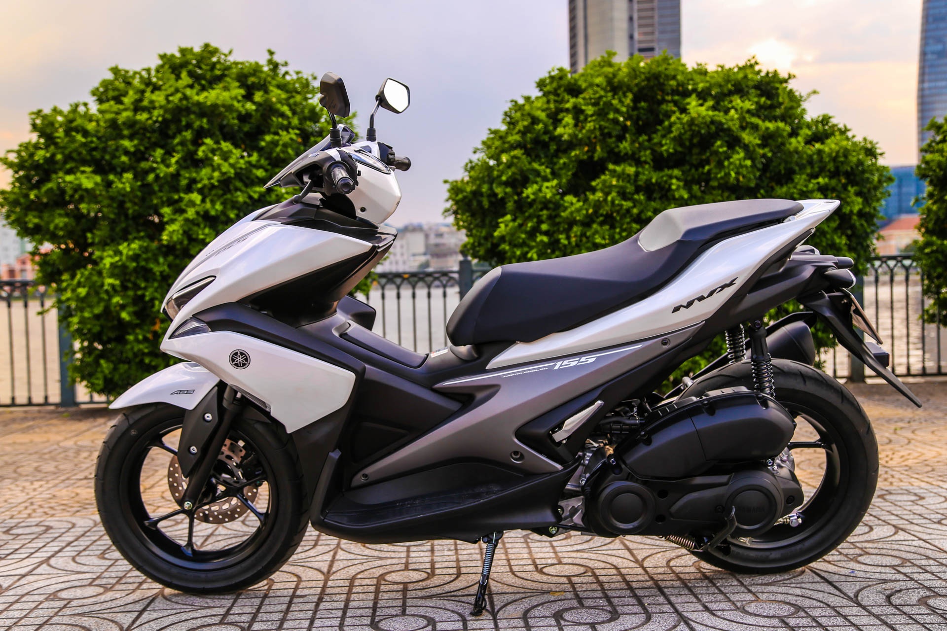 Yamaha NVX bán ở Việt Nam ảnh 1 Yamaha NVX ban o Viet Nam anh 1
