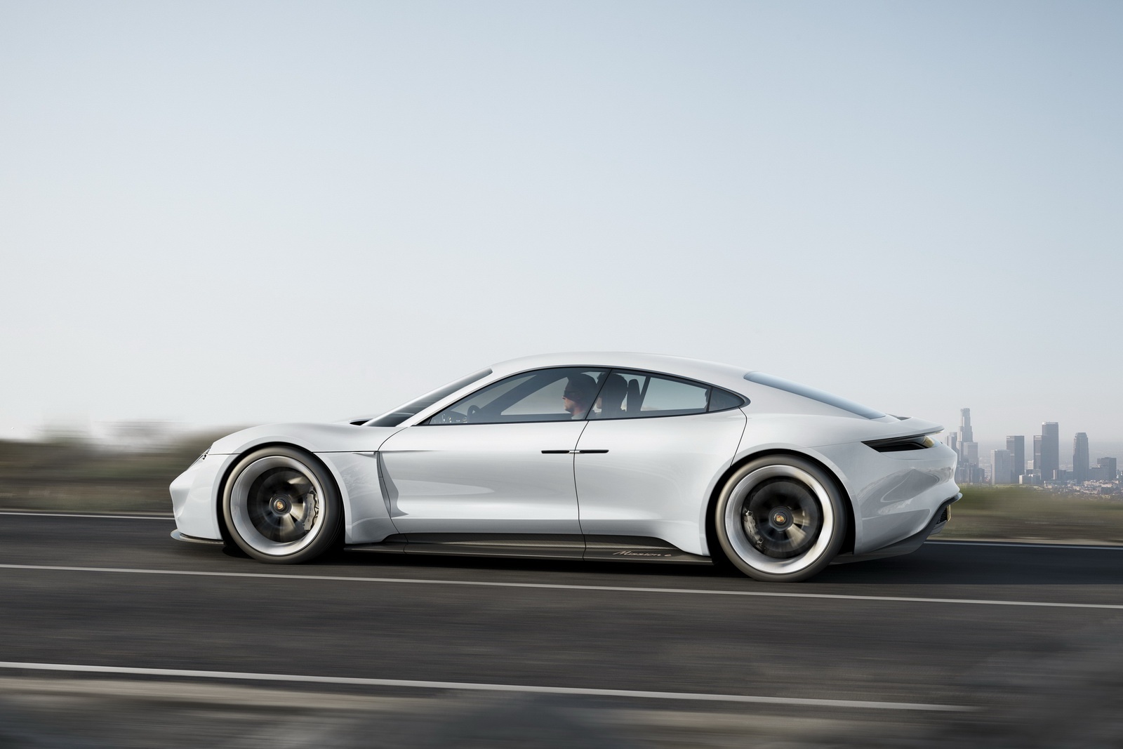 Porsche Mission E  ảnh 1 Porsche Mission E anh 1