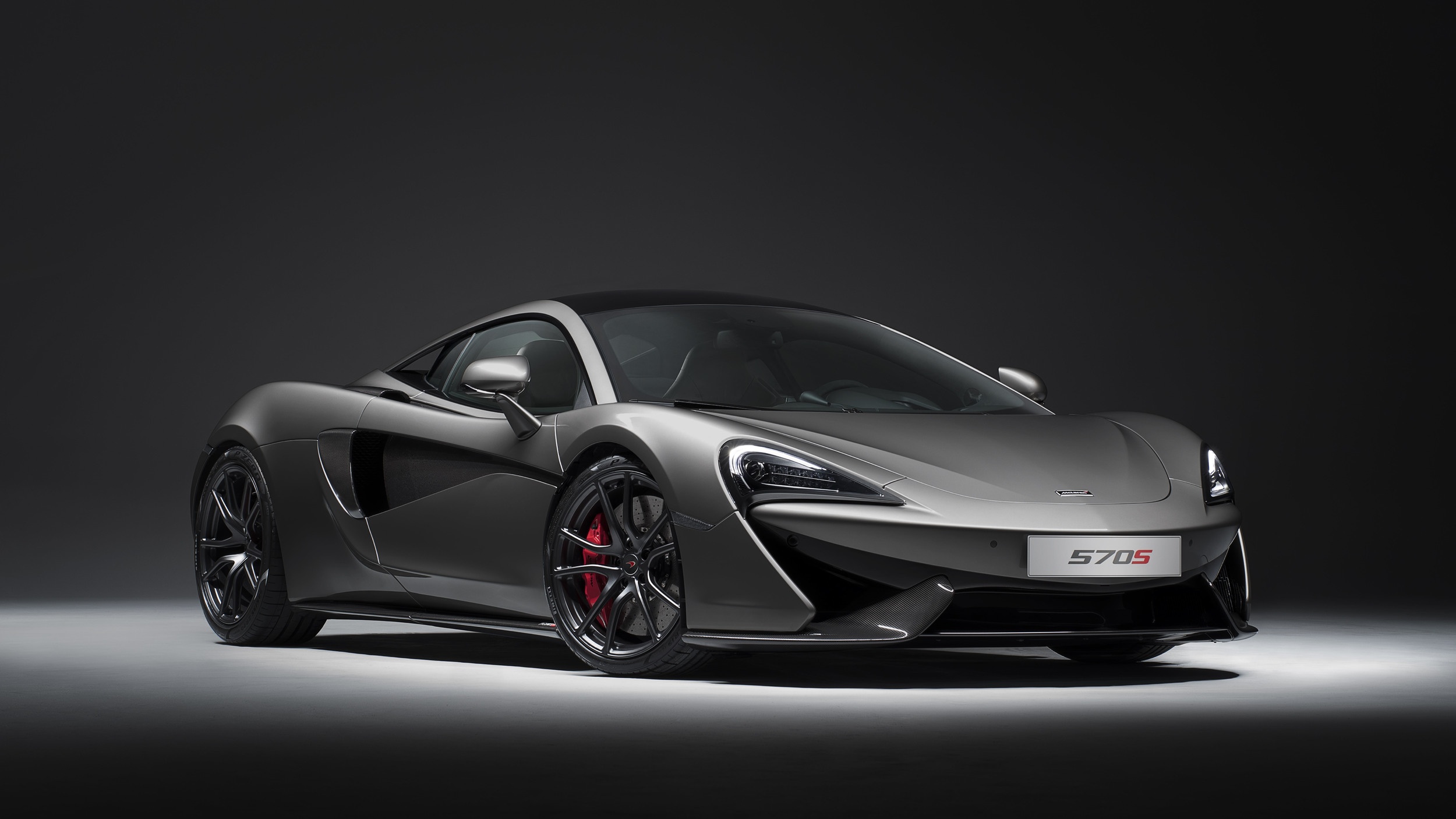 McLaren 570S them ban dac biet hinh anh
