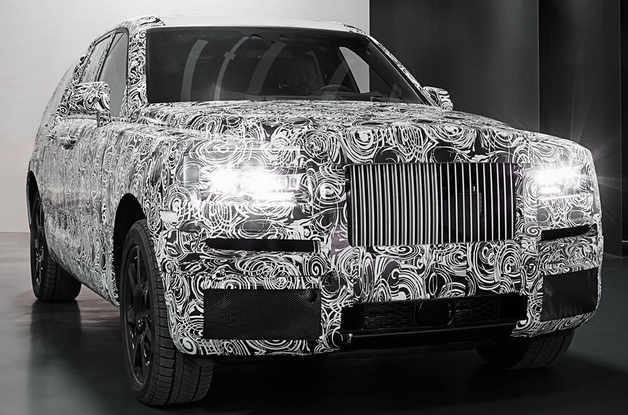 Rolls-Royce SUV anh 2