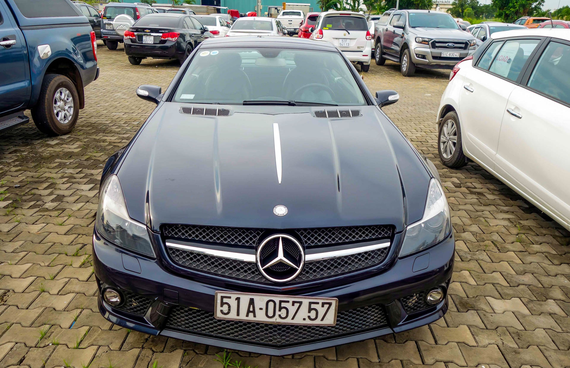 Mercedes SL63 AMG cua dai gia Sai Gon anh 1