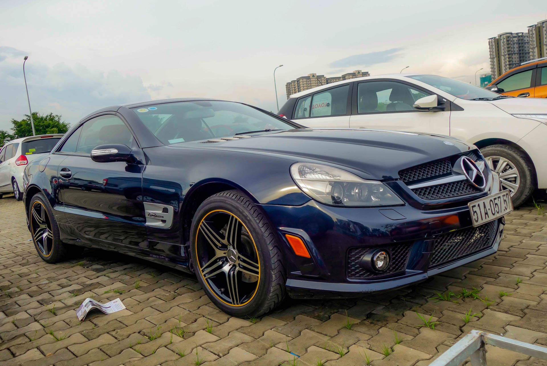 Mercedes SL63 AMG cua dai gia Sai Gon anh 3