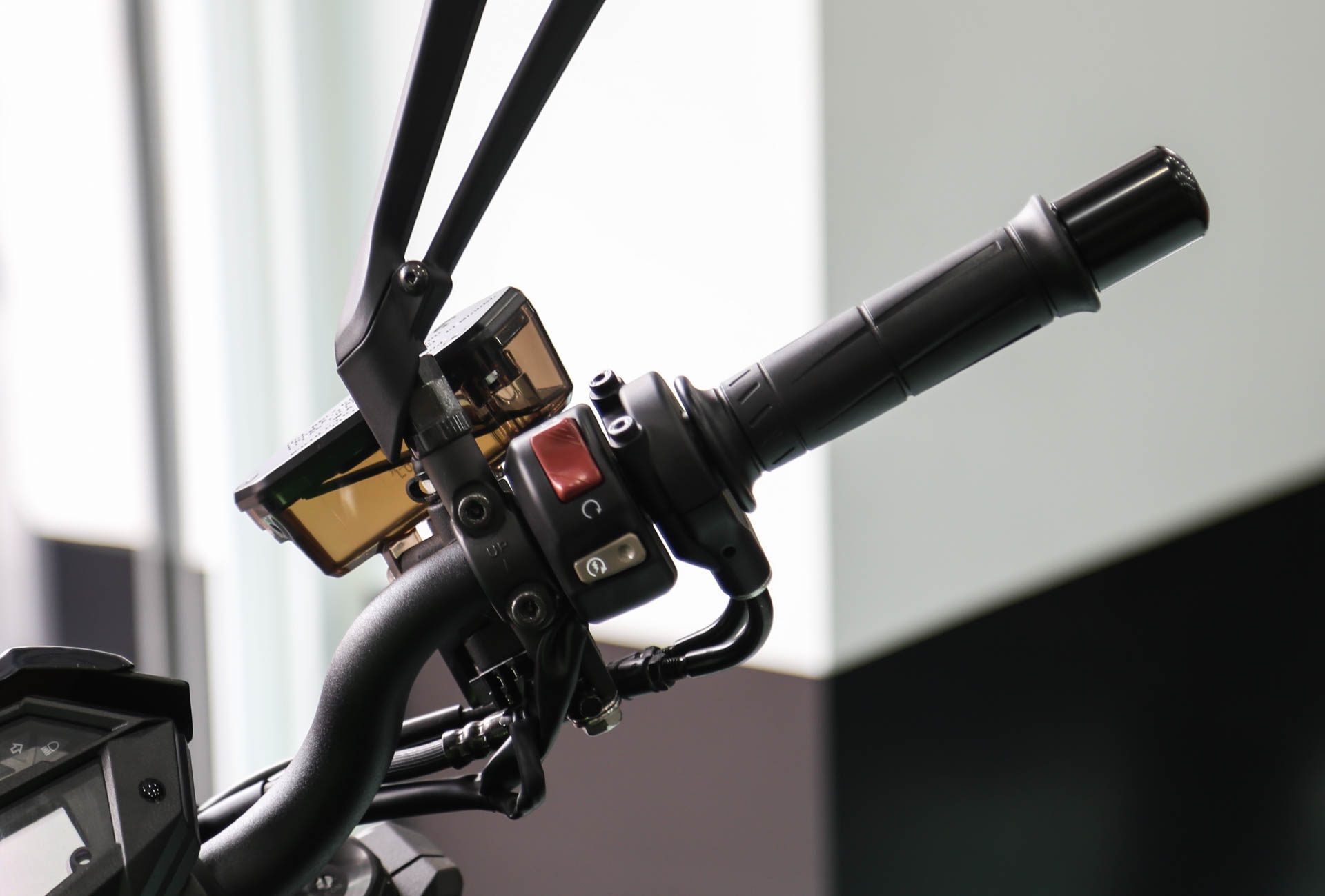 Kawasaki Z1000 2017 anh 12