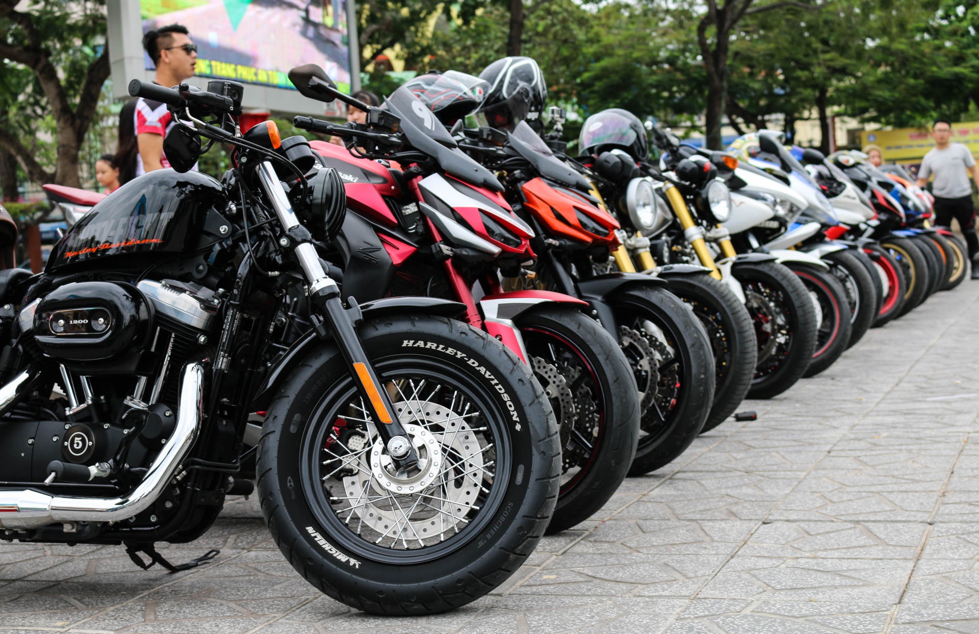 200 moto phan khoi lon tu hop o Can Tho hinh anh