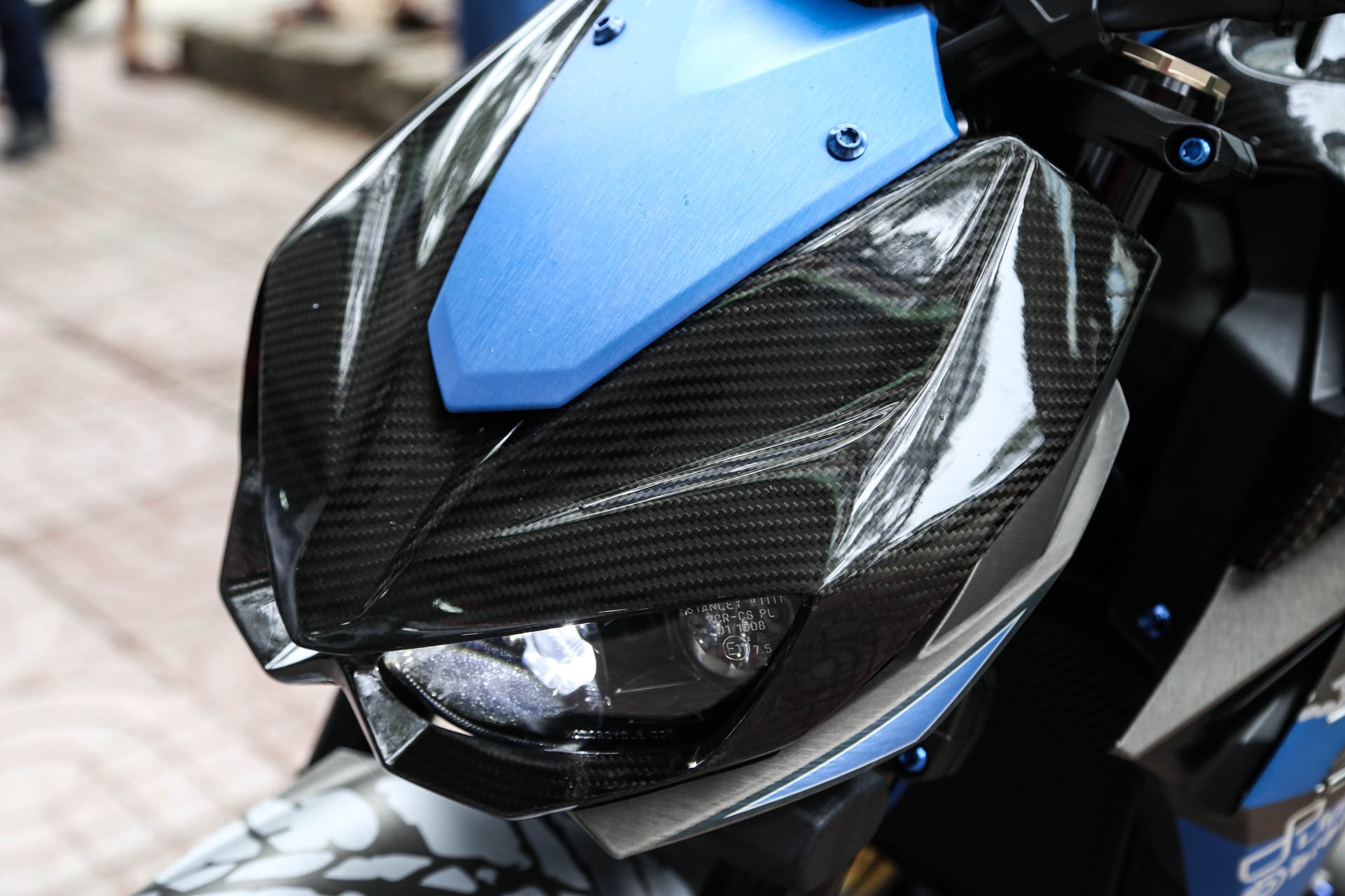 Kawasaki Z1000 do don Tet anh 12