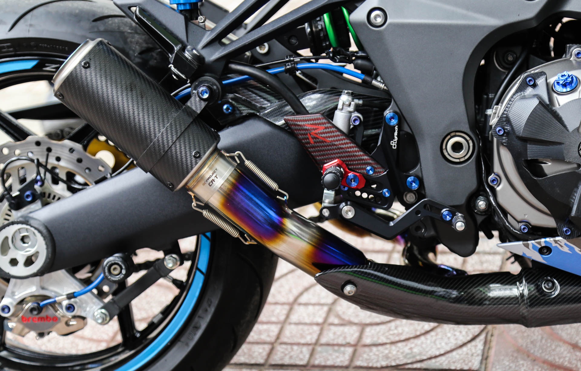 Kawasaki Z1000 do don Tet anh 5