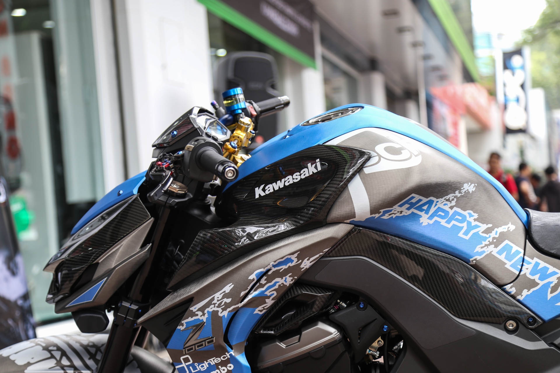 Kawasaki Z1000 do don Tet anh 9