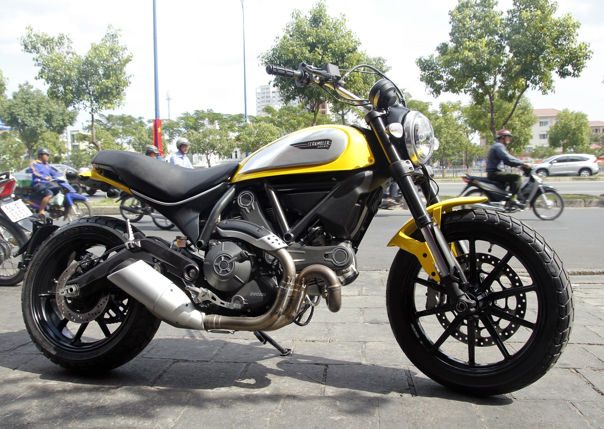 Cac dong moto Ducati giam gia manh tai Viet Nam hinh anh