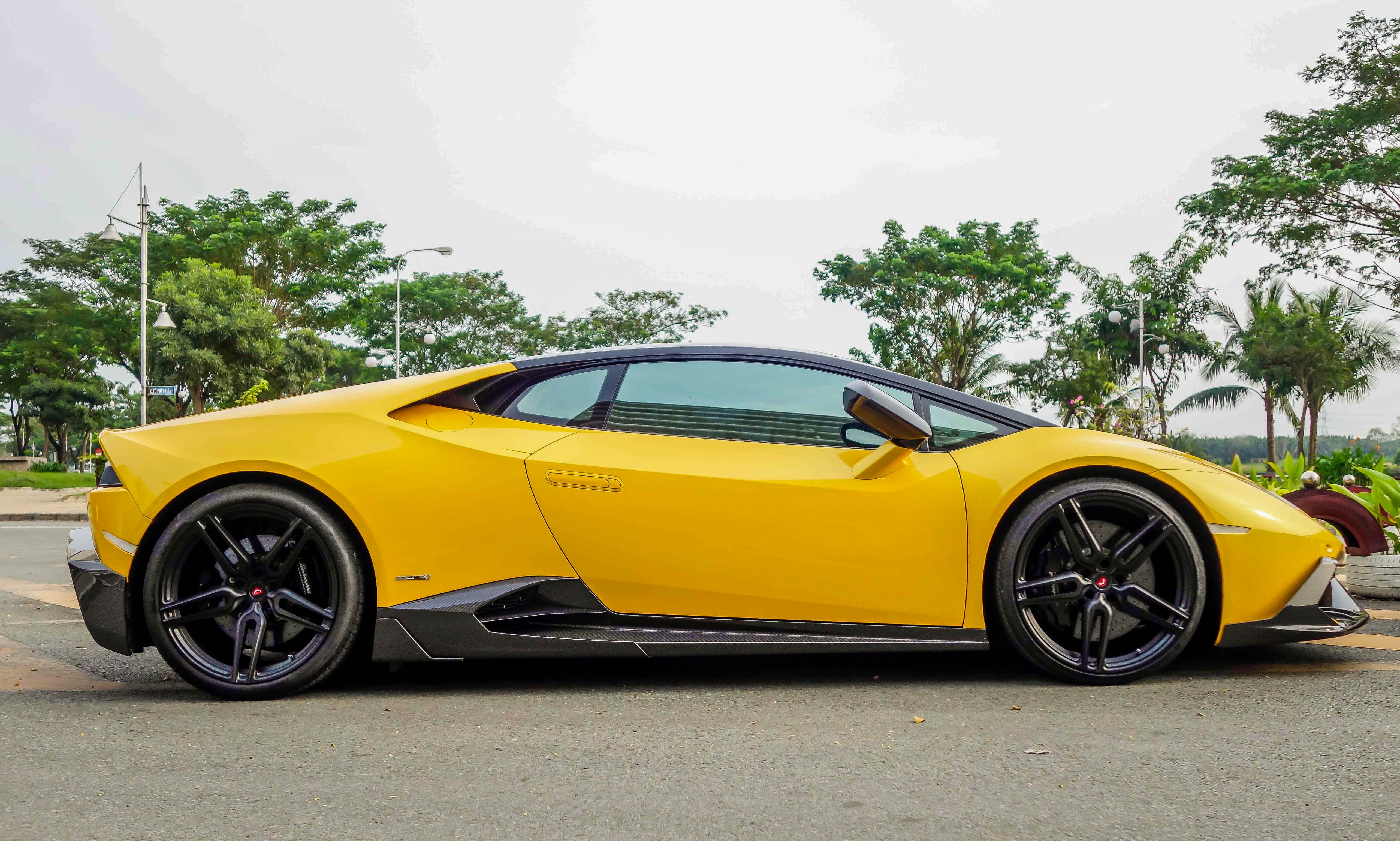 Huracan do cua Cuong Do La anh 4