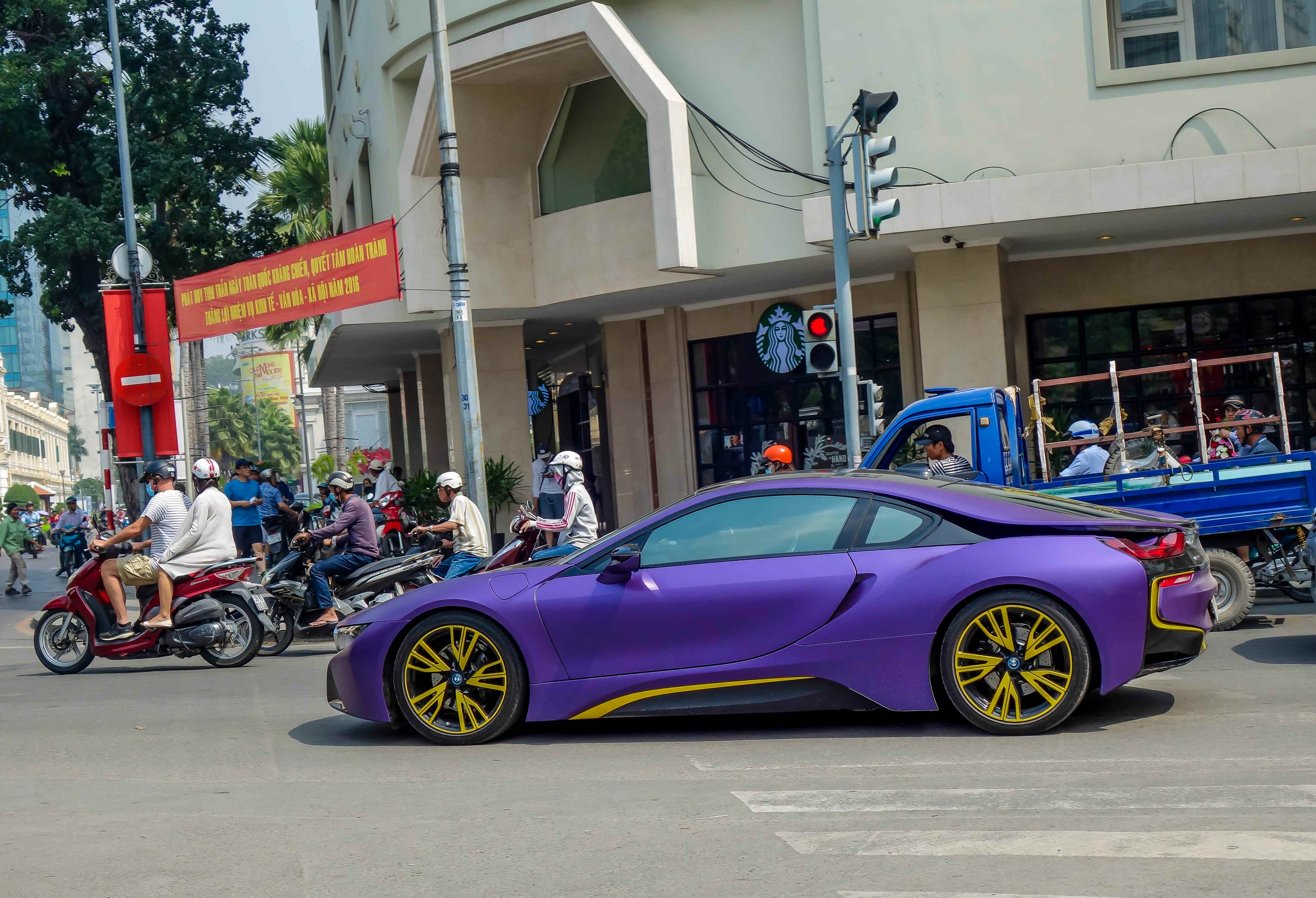 BMW i8 độ decal ảnh 9 BMW i8 do decal anh 9