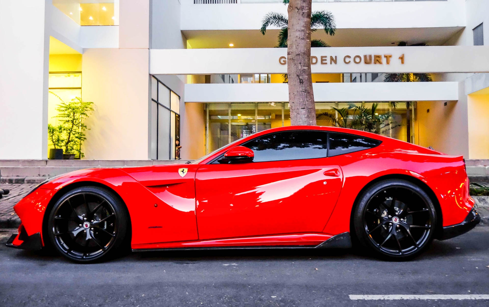 Ferrari F12 cua Cuong Do La anh 2