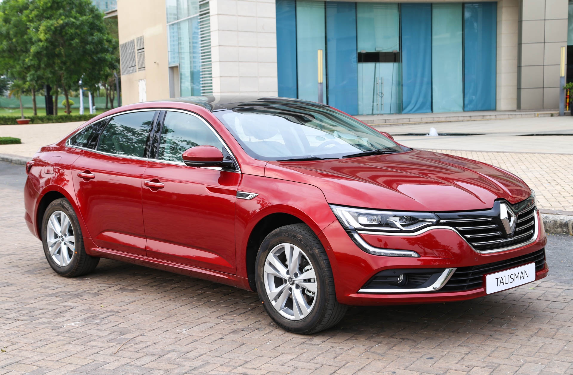 thi truong oto anh 5