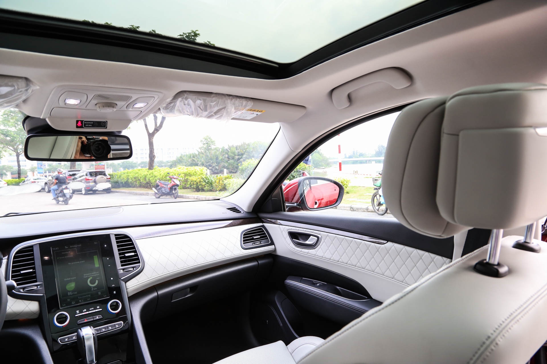 Renault Talisman tai Viet Nam anh 10