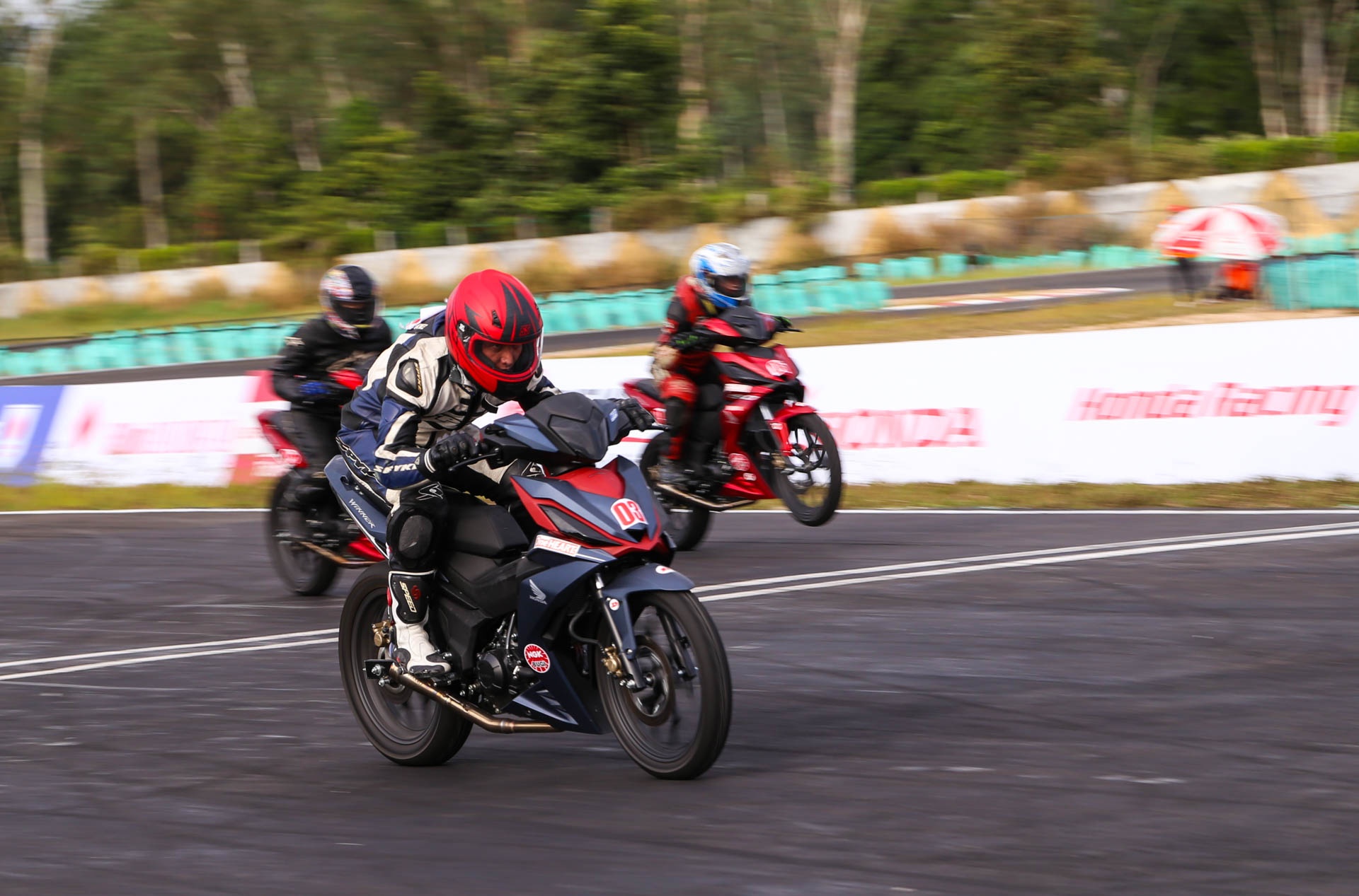 dua xe may tai Binh Duong anh 8