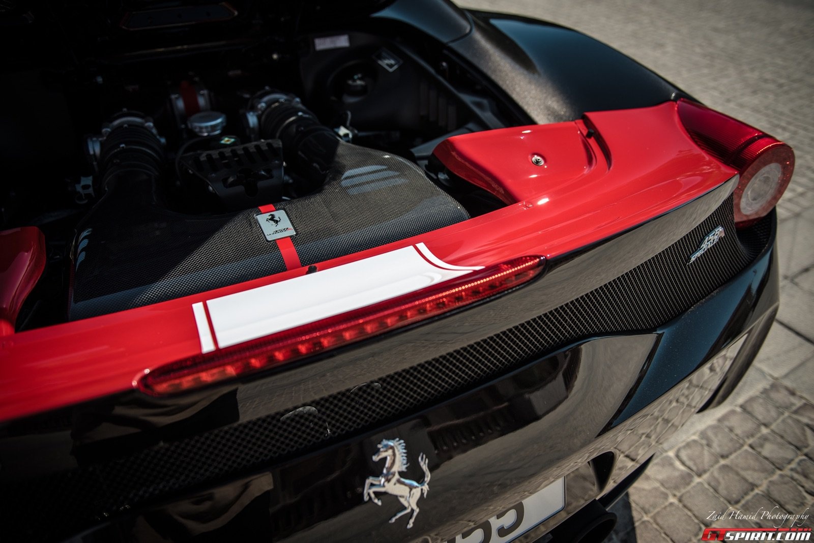 Ferrari 458 Speciale Aperta anh 2