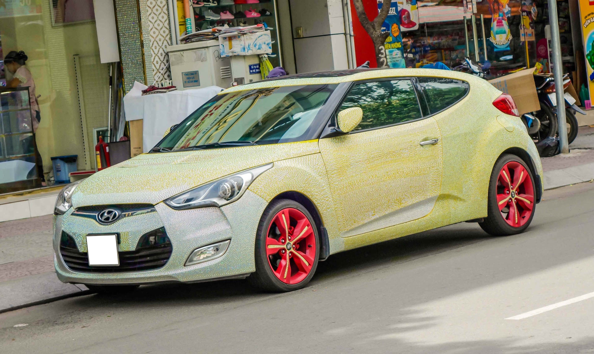 Hyundai Veloster dinh pha le anh 7