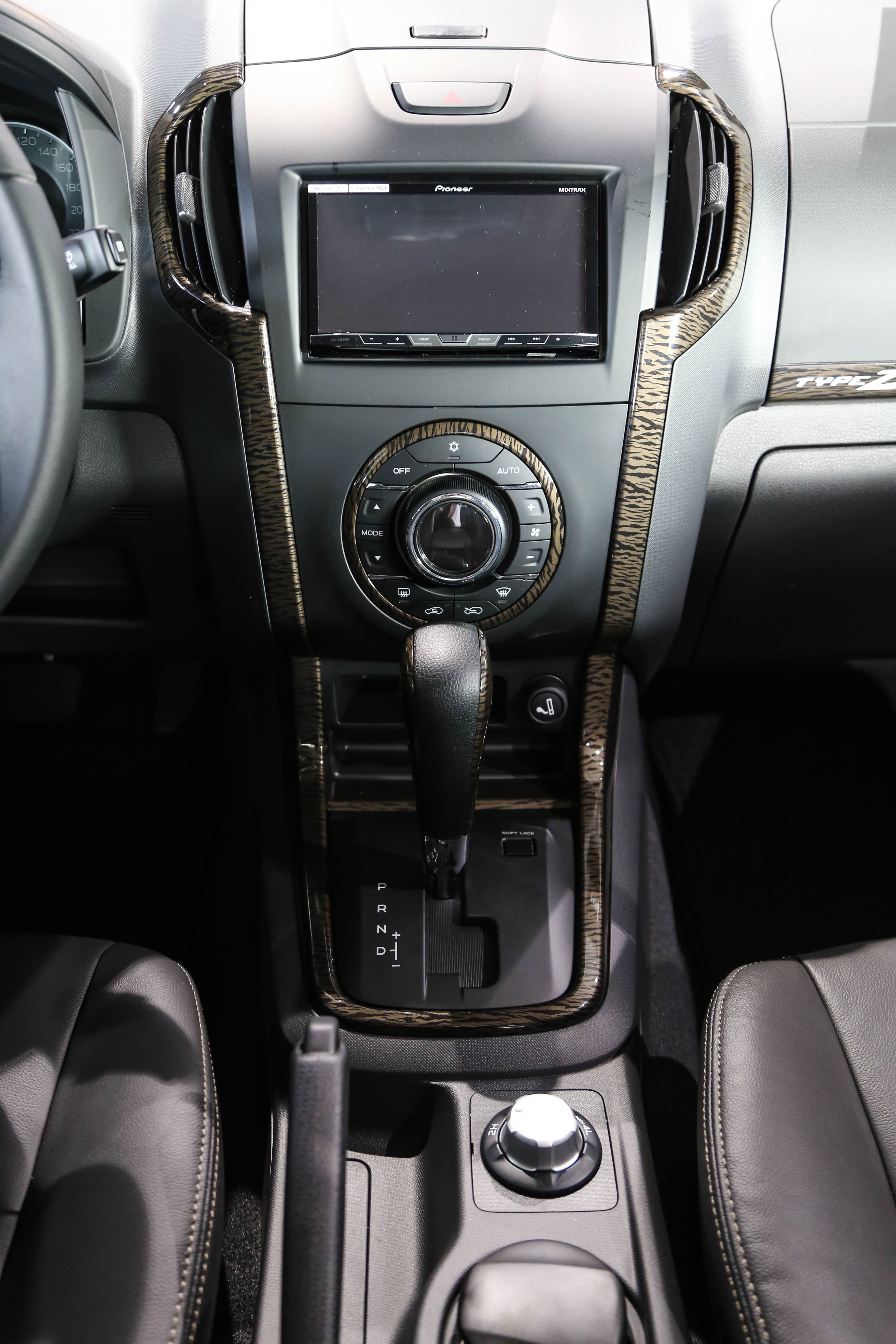 Isuzu D-Max 2017 anh 13