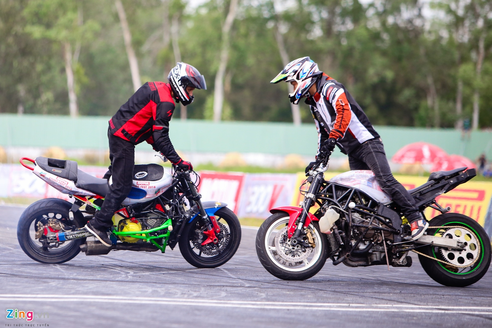 Dai hoi Motul Stunt Fest sap dien ra tai Da Nang hinh anh