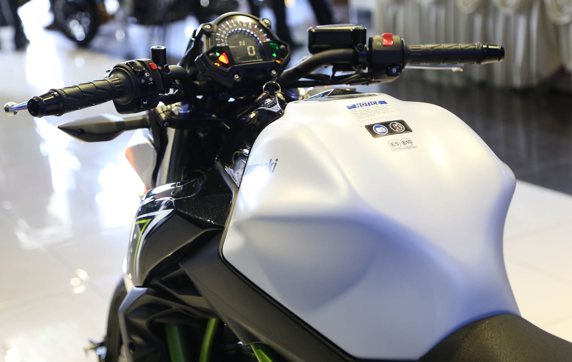 Kawasaki Z650 ra mat tai Viet Nam anh 5