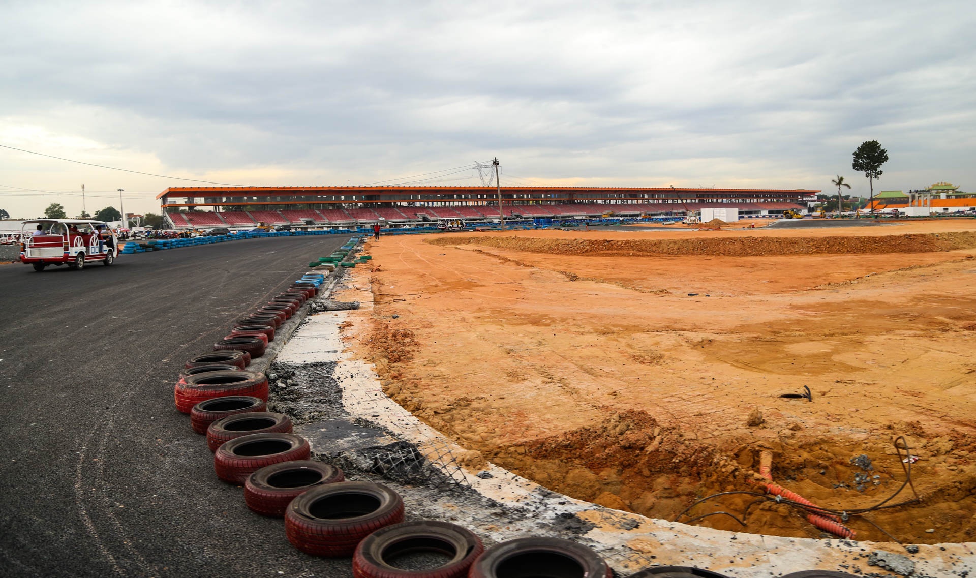 Truong dua Dai Nam cua ong Dung Lo Voi anh 1