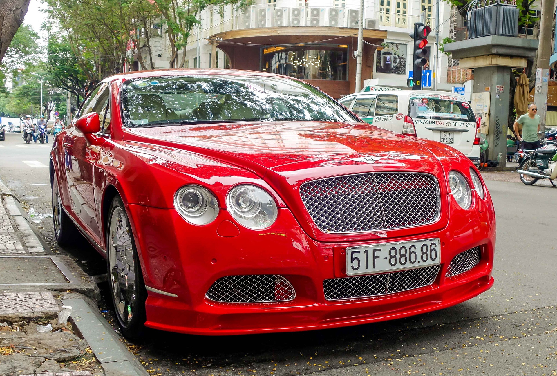 Sieu xe Bentley do bien dep o Sai Gon hinh anh