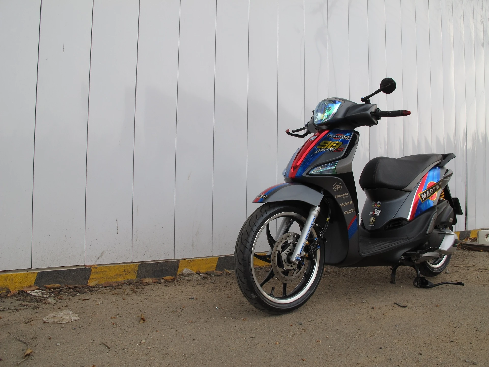 Piaggio Liberty ABS anh 1