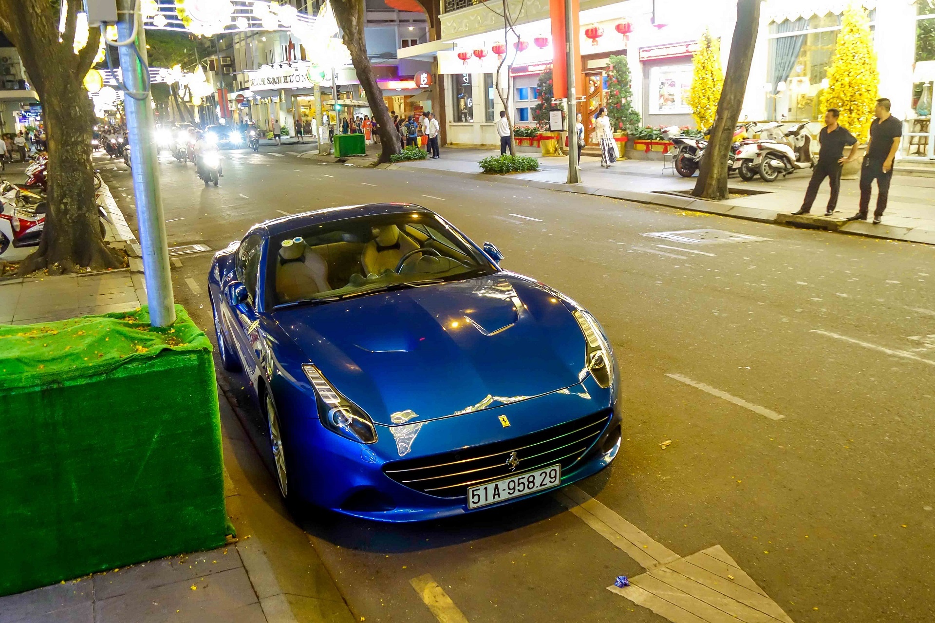 Ferrari California T Sai Gon anh 7