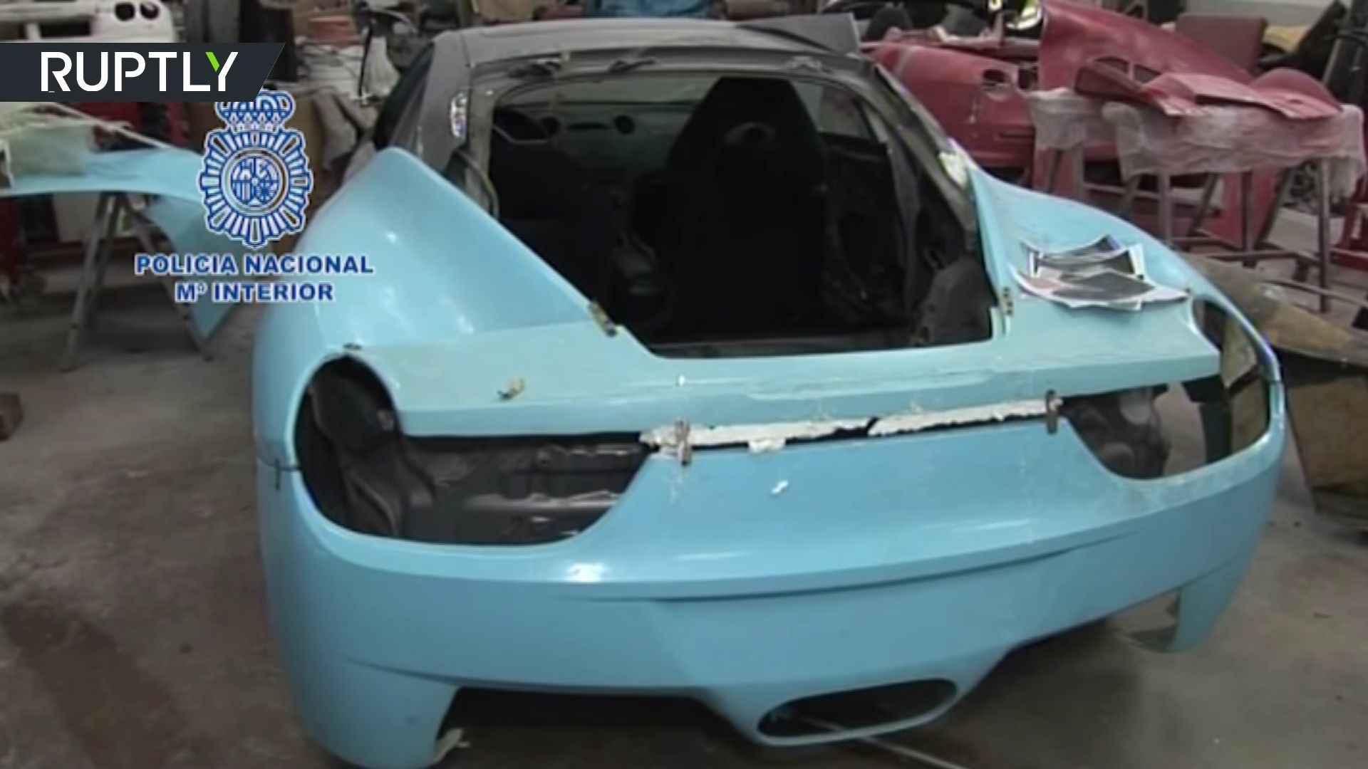 sản xuất Ferrari nhái ảnh 2 san xuat Ferrari nhai anh 2