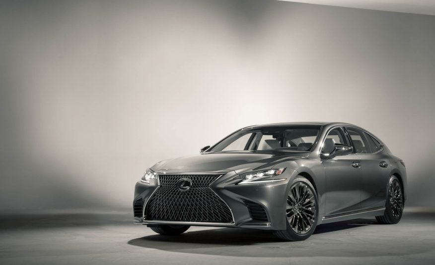 Xe sang Lexus LS500h tiet lo truoc ngay ra mat hinh anh