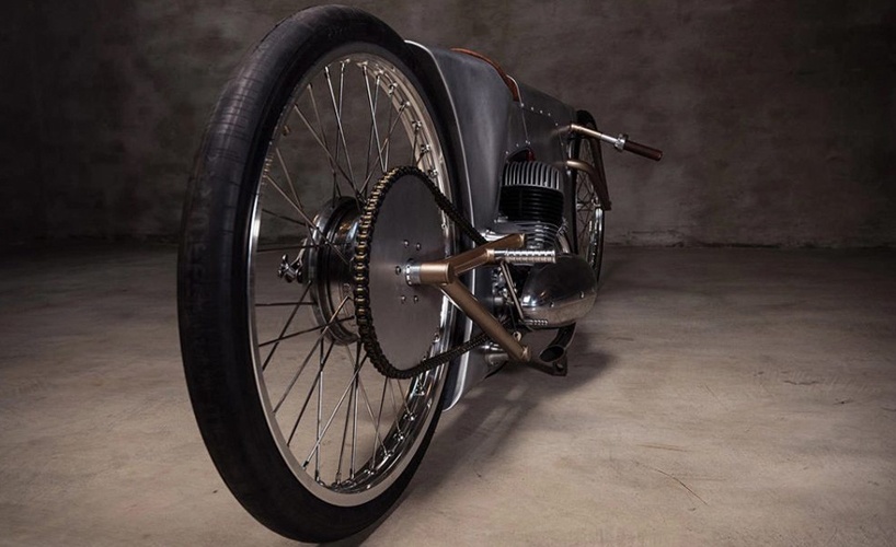 xe dap do gan dong co hinh thu la anh 5