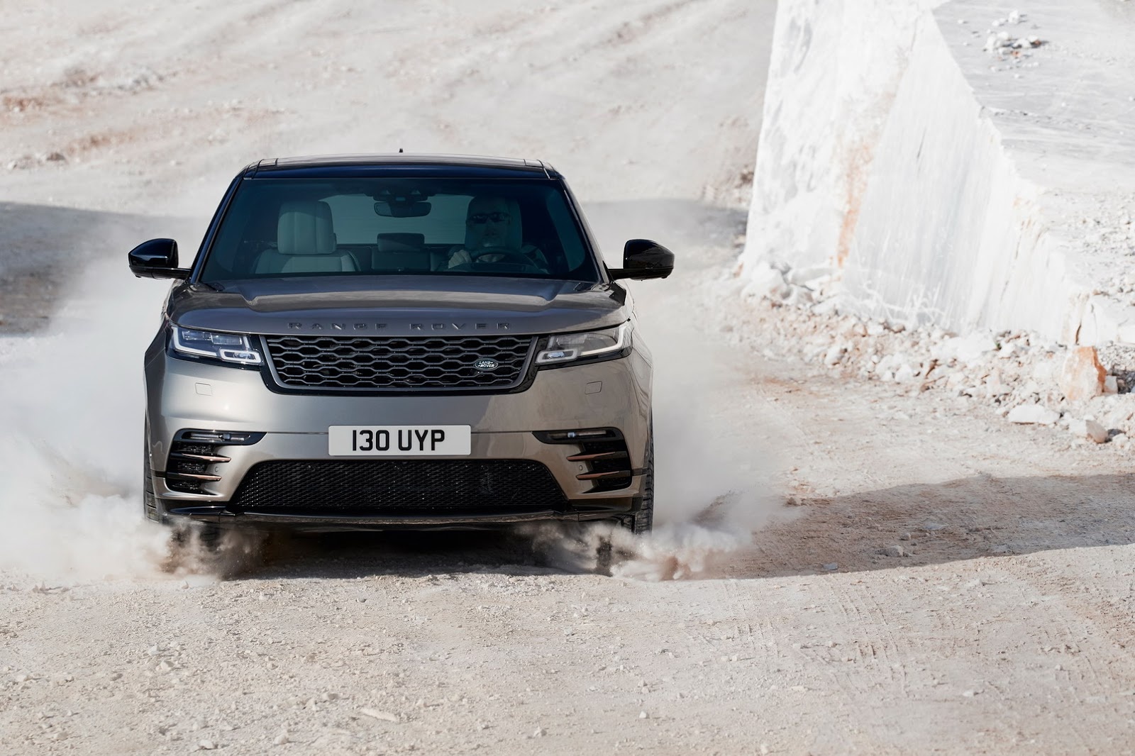 Range Rover Velar anh 8