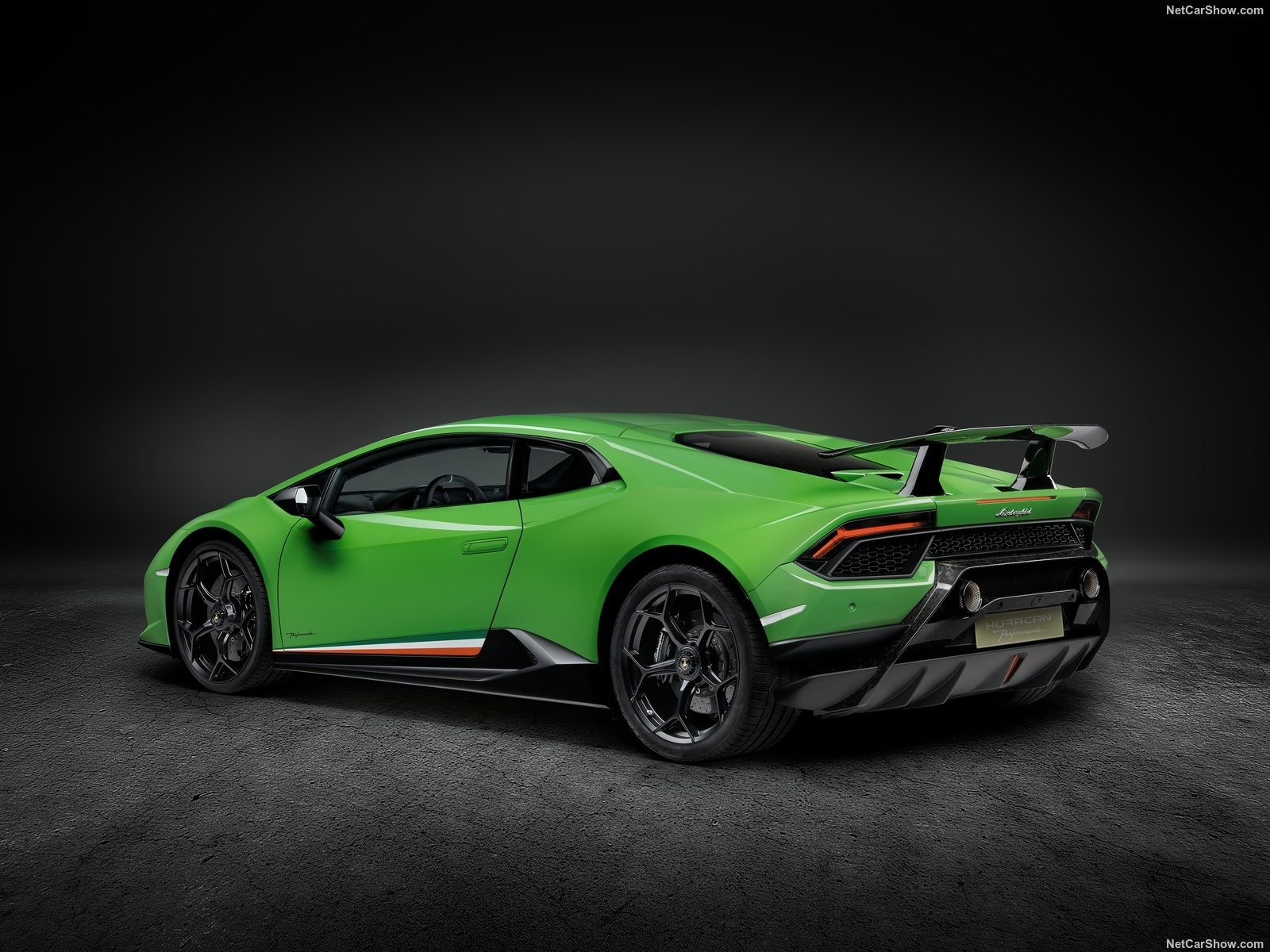 Lamborhini Huracan Performante anh 7