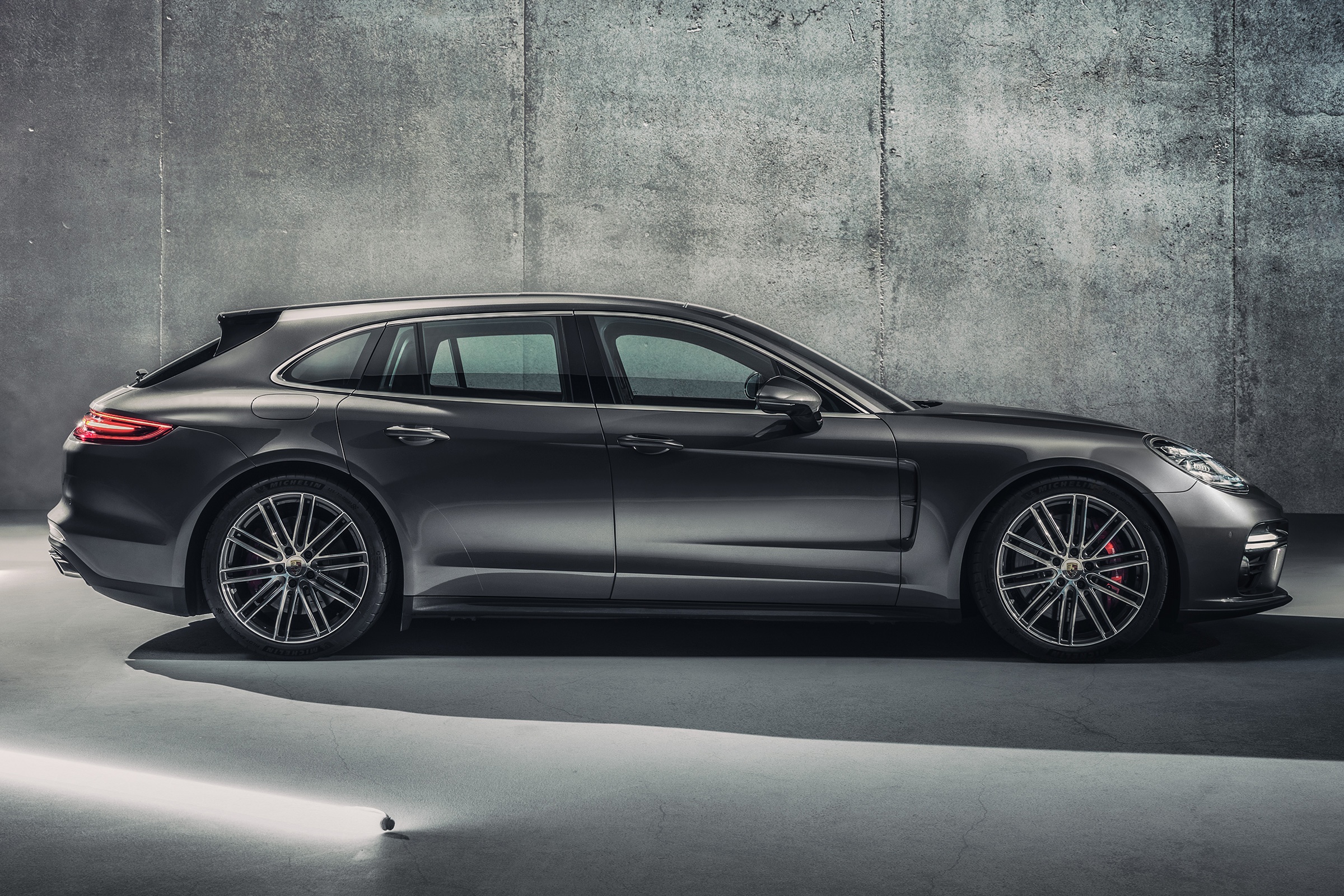 Porsche Panamera Sport Turismo anh 3