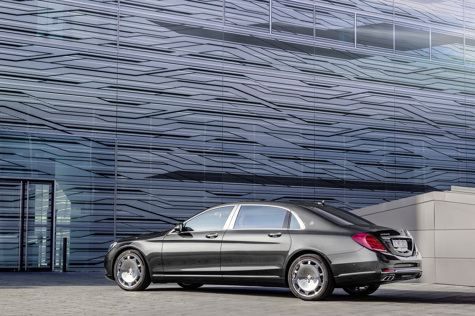Mercedes Maybach S400 ra mắt tại Việt Nam ảnh 1 Mercedes Maybach S400 ra mat tai Viet Nam anh 1