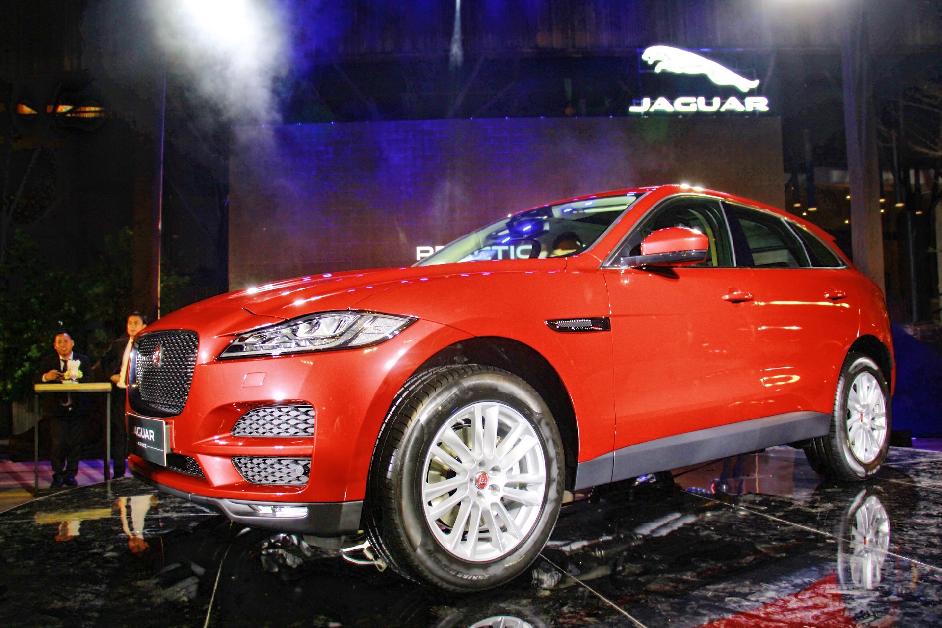 Jaguar F-Pace ra mat tai Viet Nam anh 2