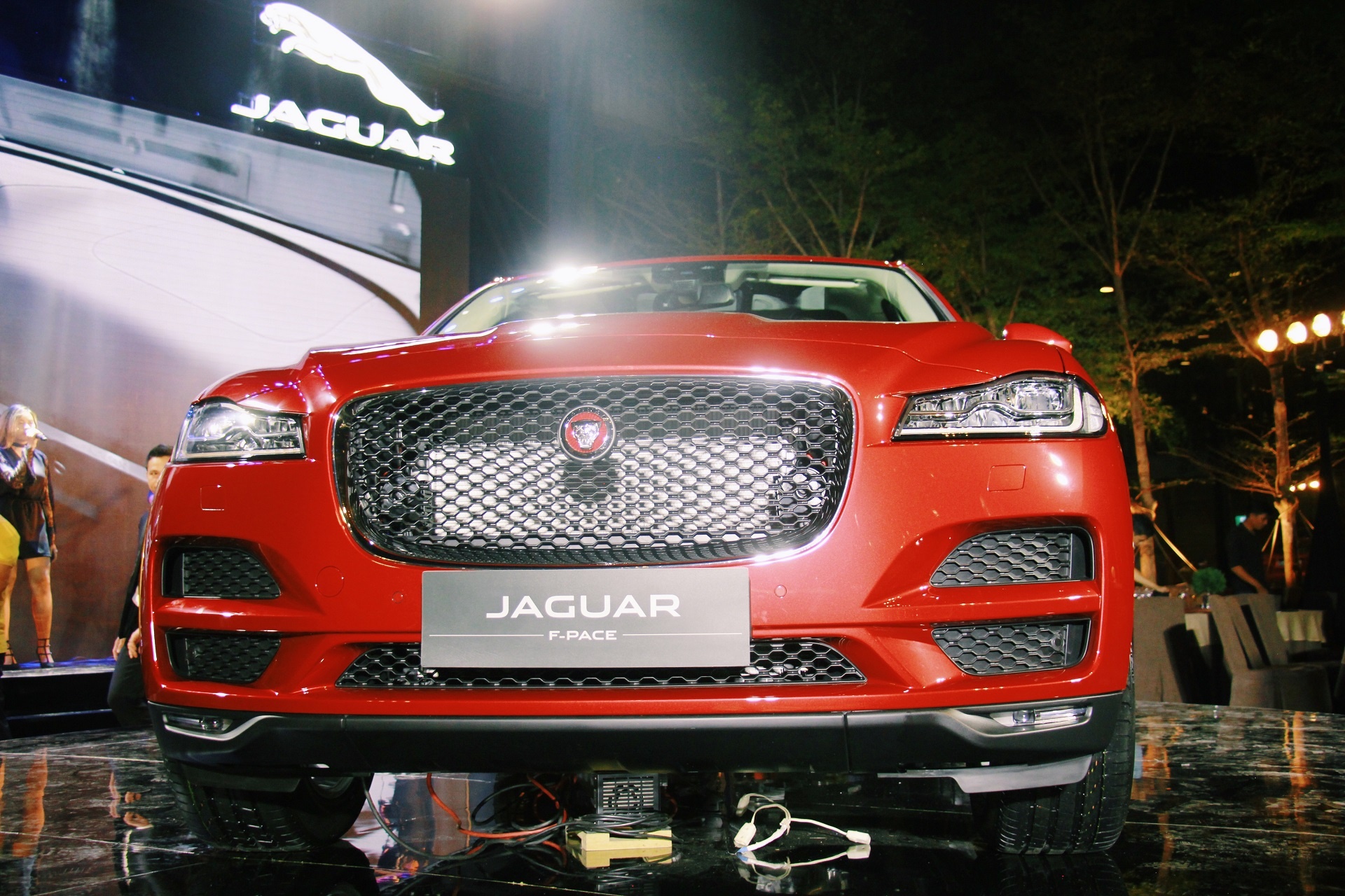 Jaguar F-Pace ra mat tai Viet Nam anh 4