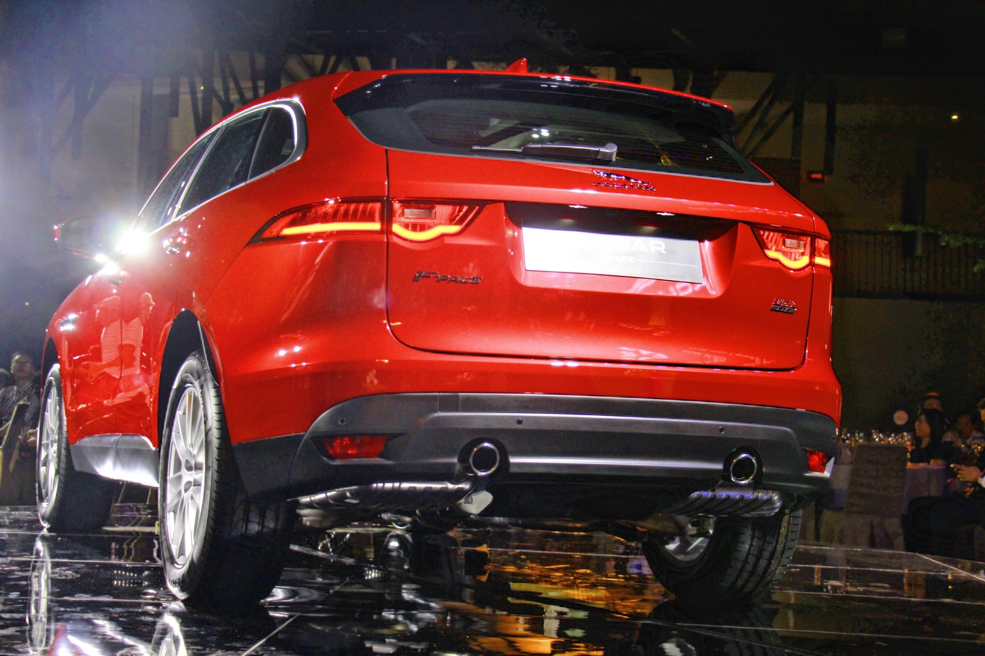 Jaguar F-Pace ra mat tai Viet Nam anh 3