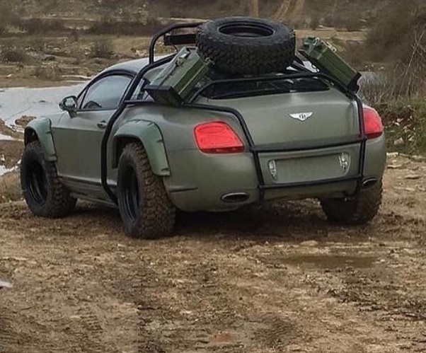 sieu xe Bentley Continental GT offroad anh 1