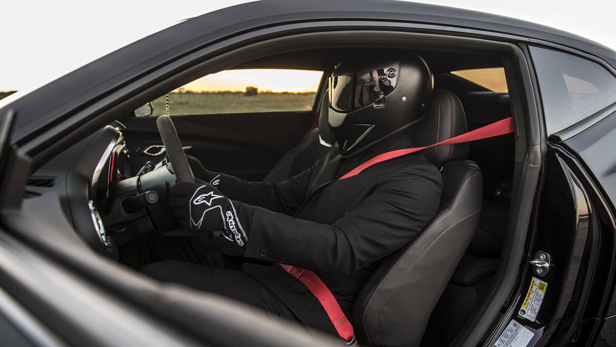 Chevrolet Camaro ZL1 quy am anh 2