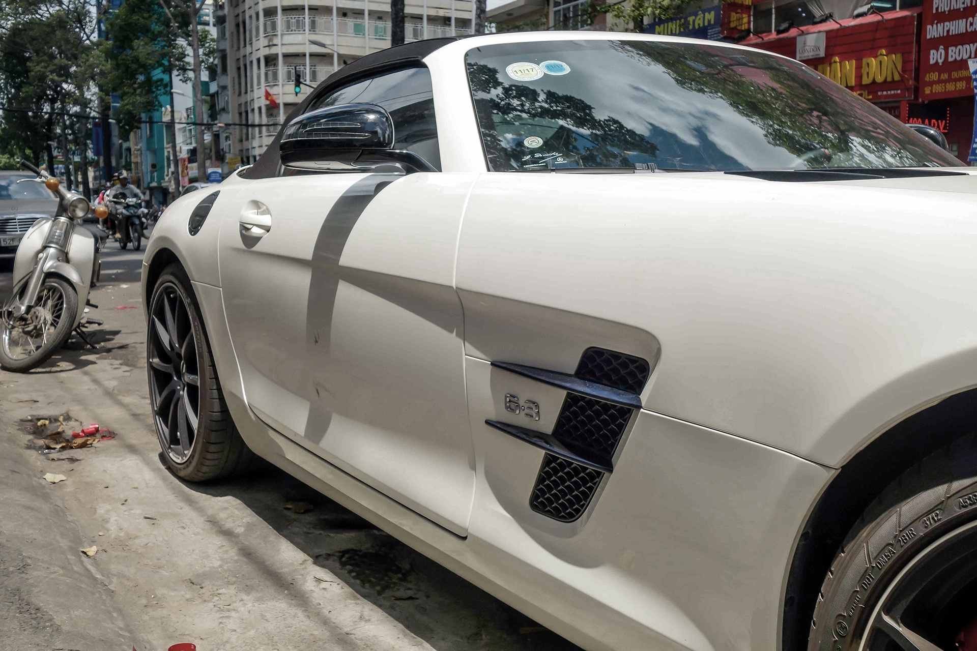 Mercedes SLS cua dai gia Trung Nguyen anh 5