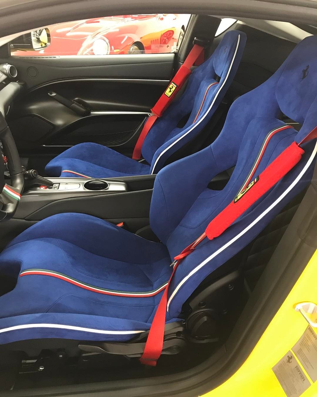 Ferrari F12tdf ảnh 3 Ferrari F12tdf anh 3