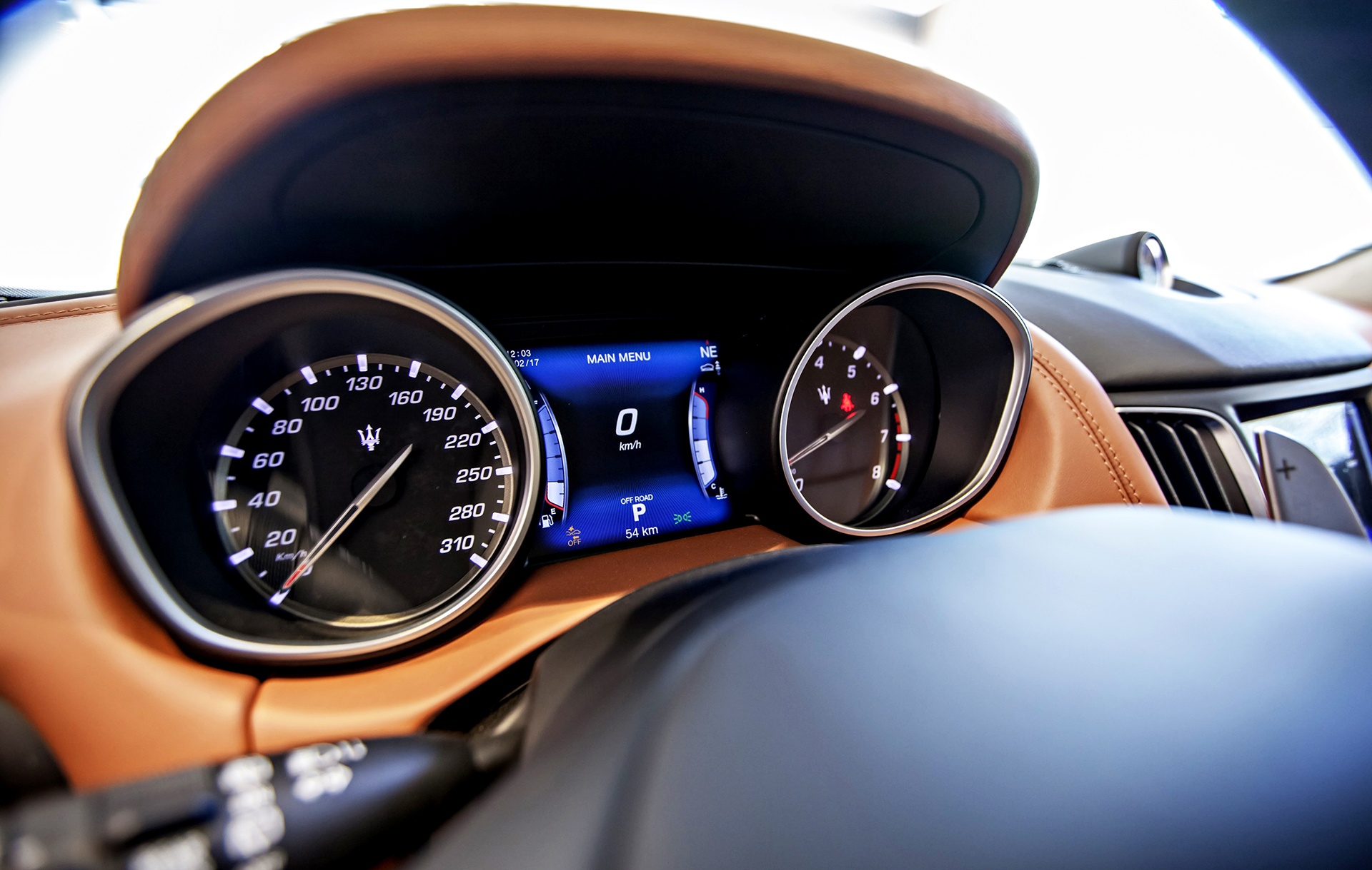 Maserati Levante Viet Nam anh 8