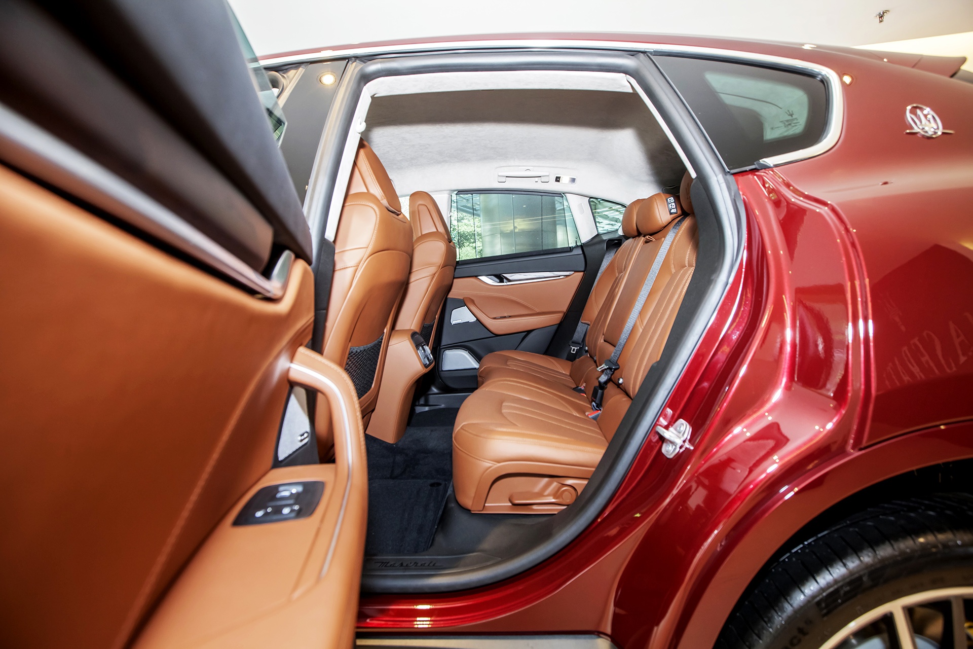 Maserati Levante Viet Nam anh 9