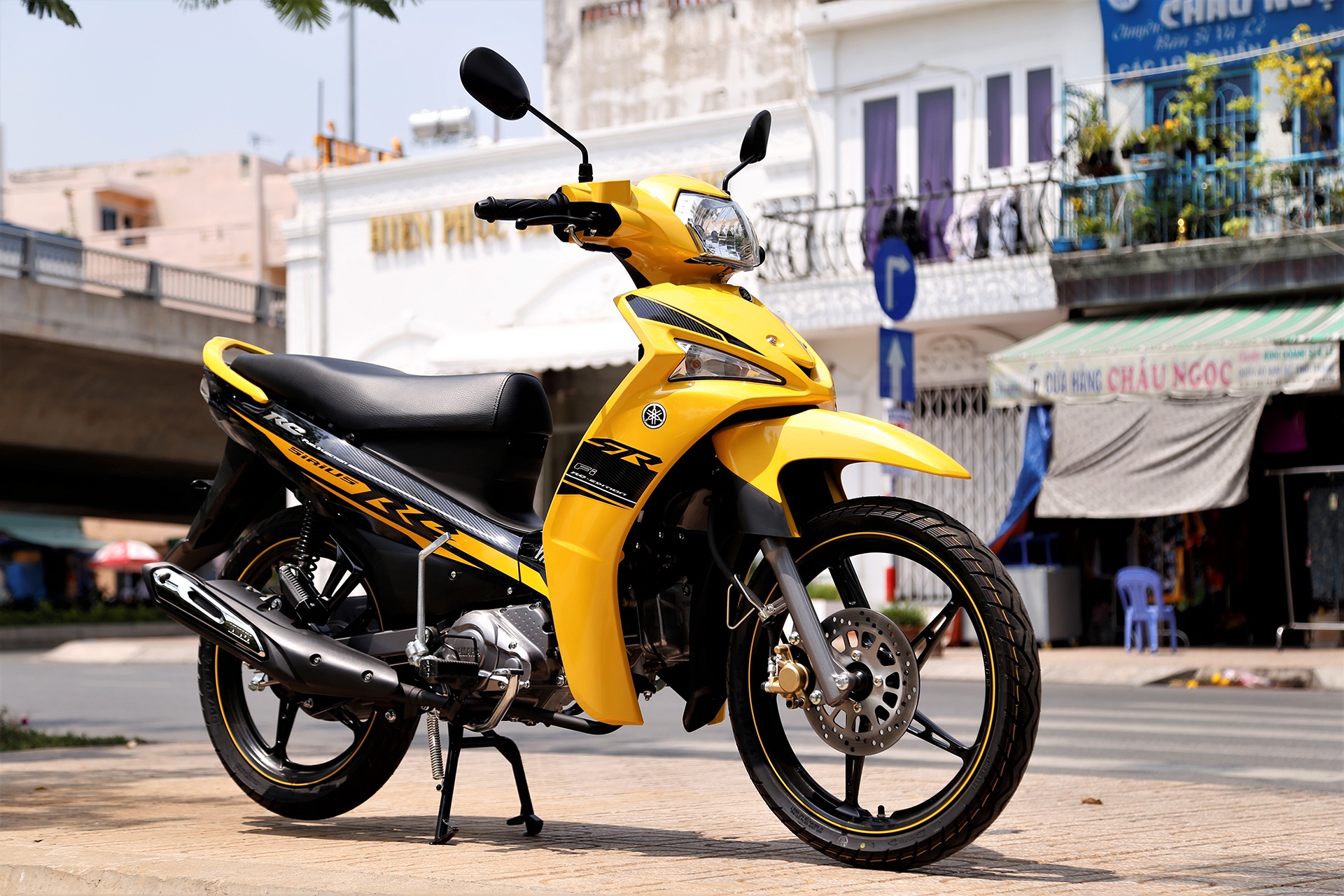 Chi tiet xe so Yamaha Sirius 2017 moi gia 23,2 trieu dong hinh anh